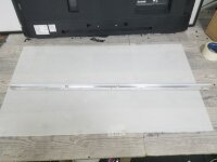 LB43044 V1_00_R LB43044 V0_00_L